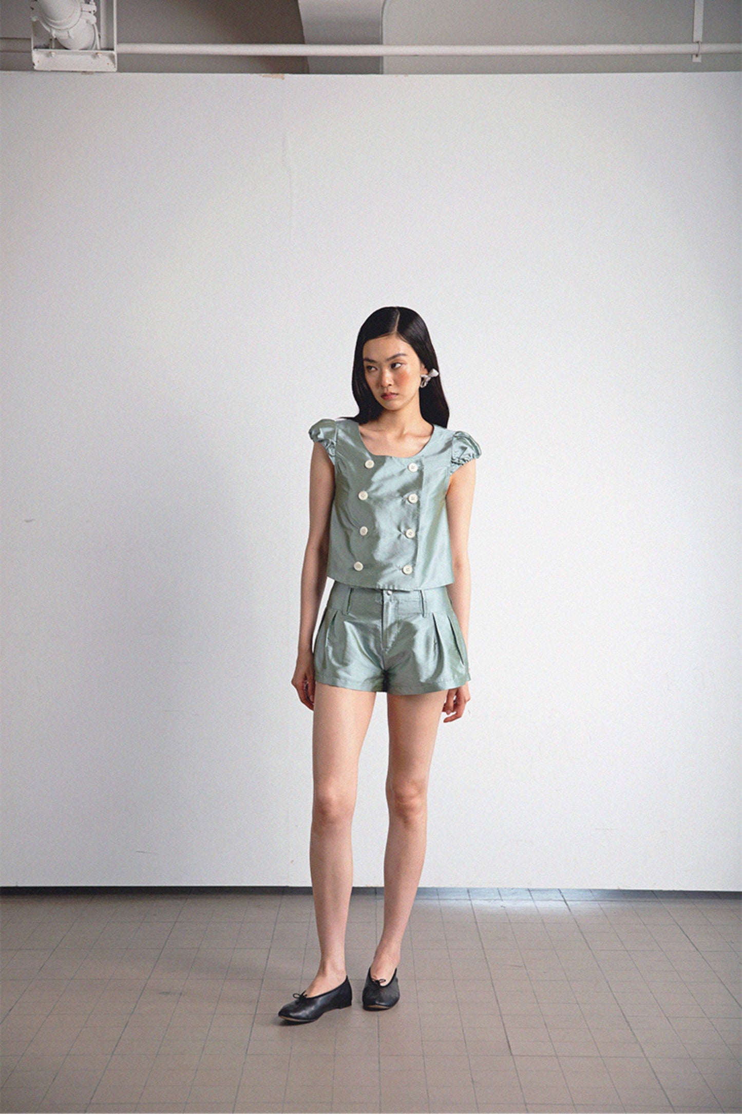 <cheap art label> Silk Low-Rise Shorts