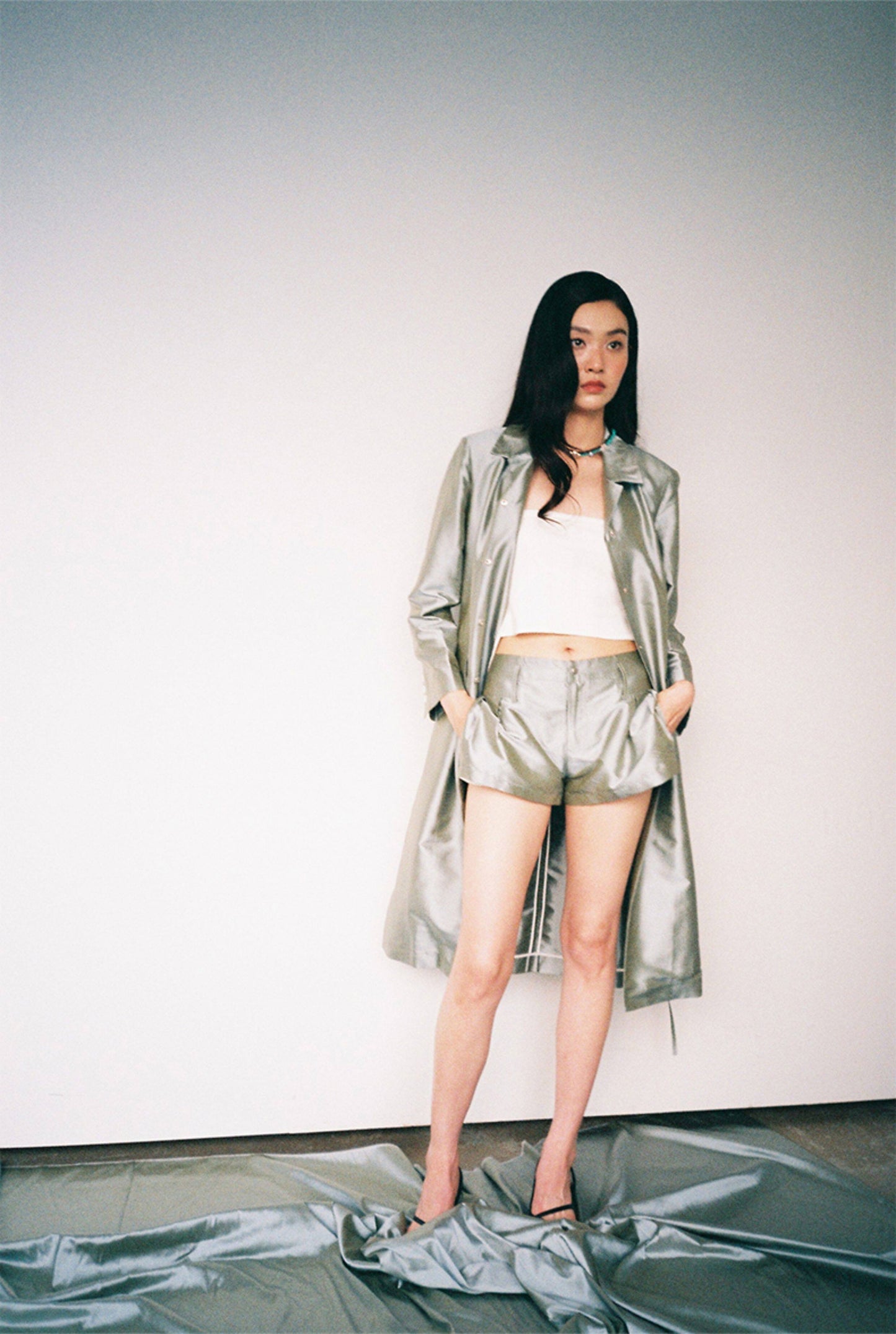 <cheap art label> Silk Low-Rise Shorts