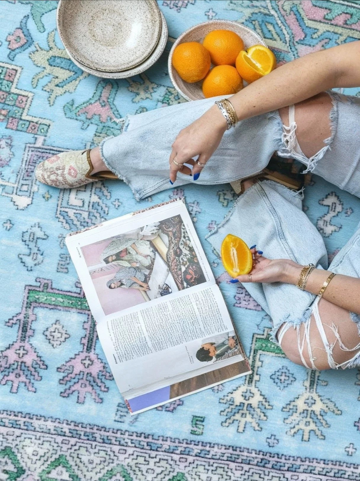 【TRIPPY】ブルーアートラグ