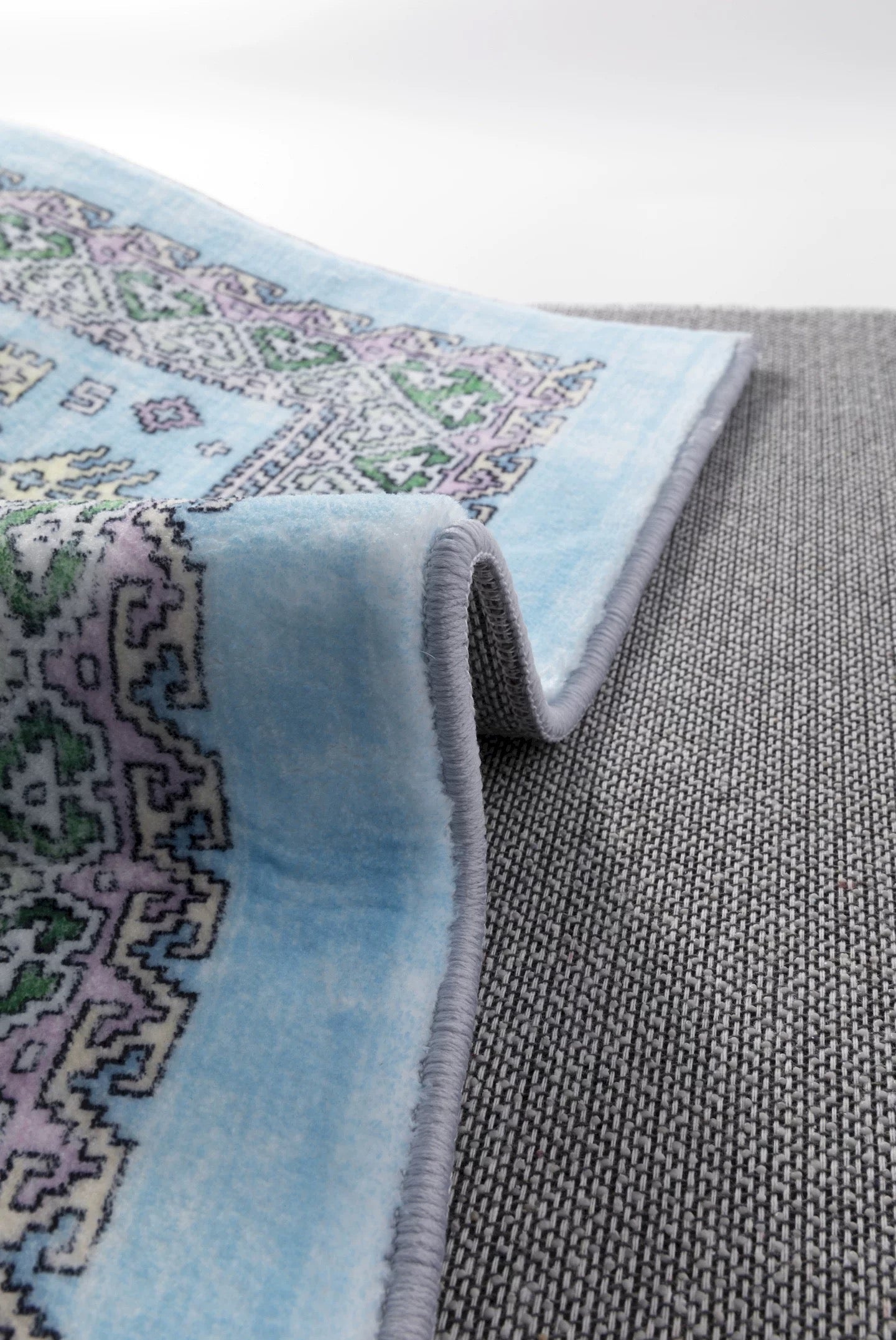 【TRIPPY】ブルーアートラグ