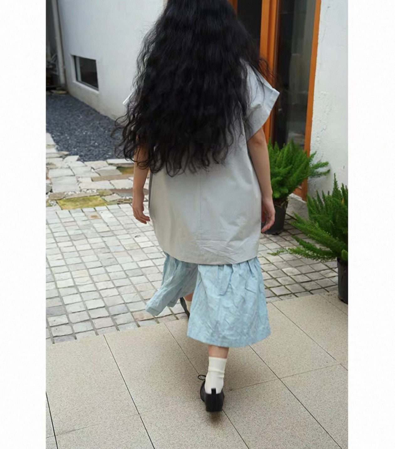 <Another i.> Pleated Wide-Leg Cropped Pants